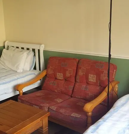 Hostel Robinsnest Short